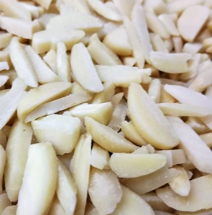 Ametlla tallada a palets, Can Galderic