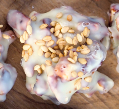 Roques xocolata blanca, 80g. Fundació El Maresme